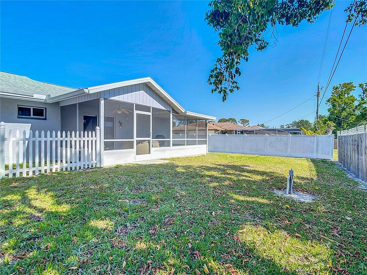 985 Everest Road, Venice, FL 34293