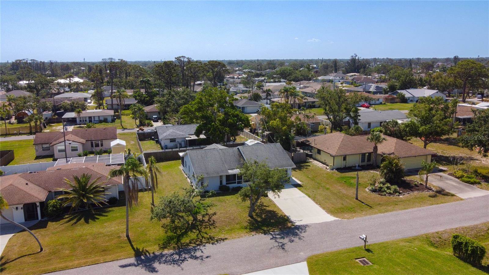 985 Everest Road, Venice, FL 34293