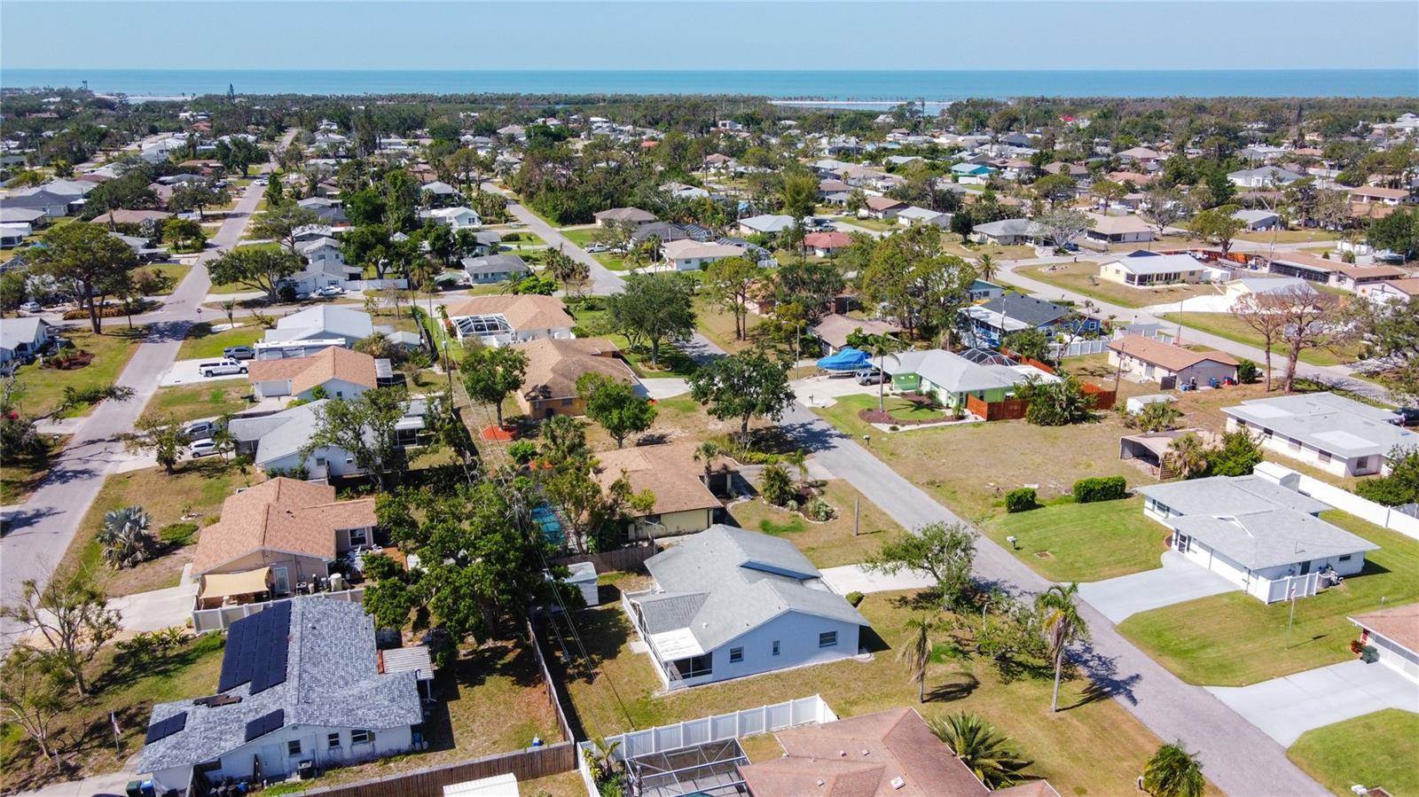 985 Everest Road, Venice, FL 34293