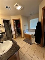 1204 Brandi Dr, Elgin, OK 73538