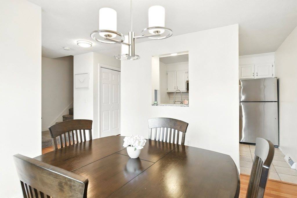 2205 Boston Rd, #J93, Wilbraham, MA 01095