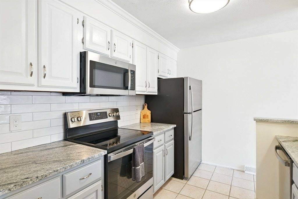 2205 Boston Rd, #J93, Wilbraham, MA 01095