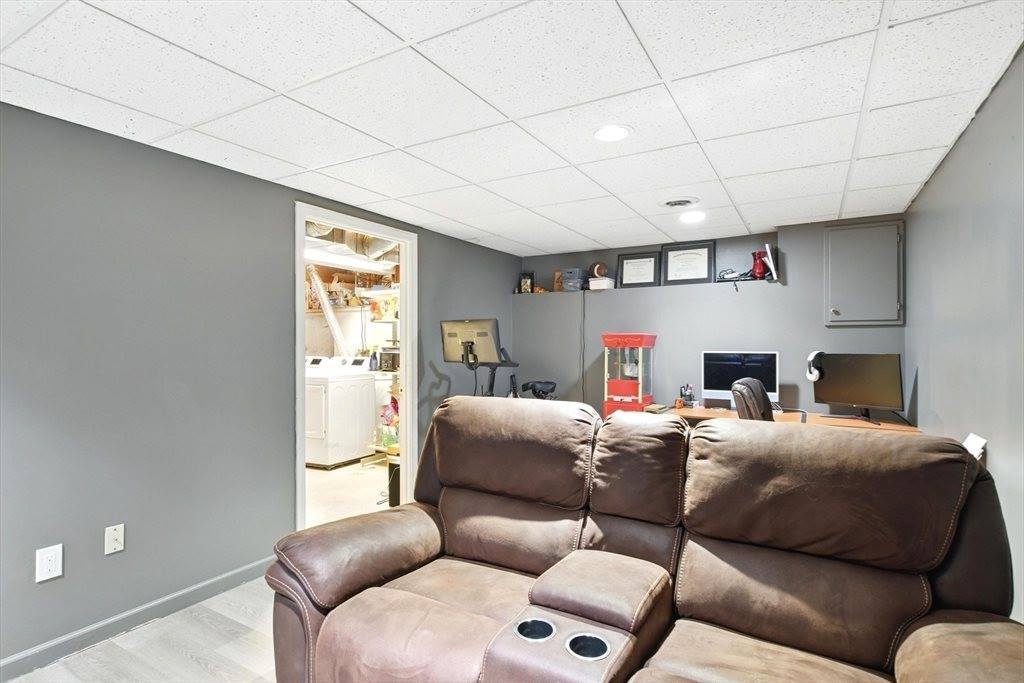 2205 Boston Rd, #J93, Wilbraham, MA 01095