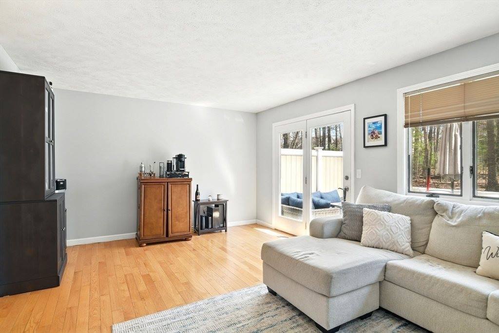 2205 Boston Rd, #J93, Wilbraham, MA 01095