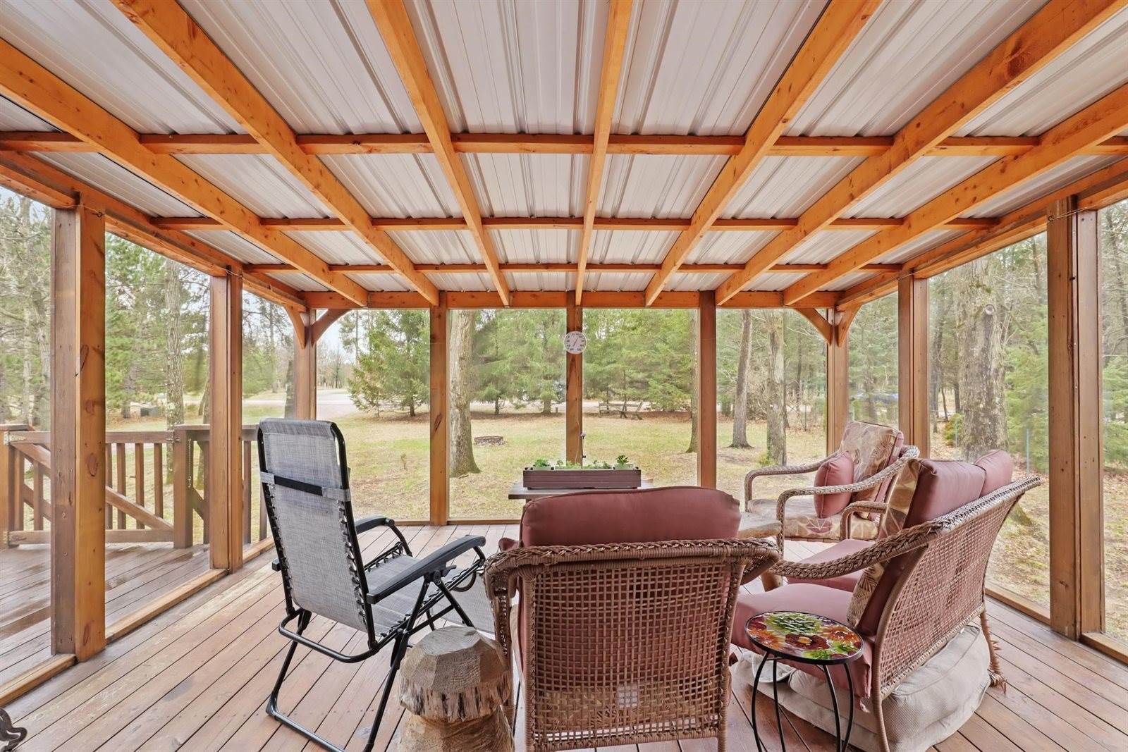 996 Inverness Court, Nekoosa, WI 54457