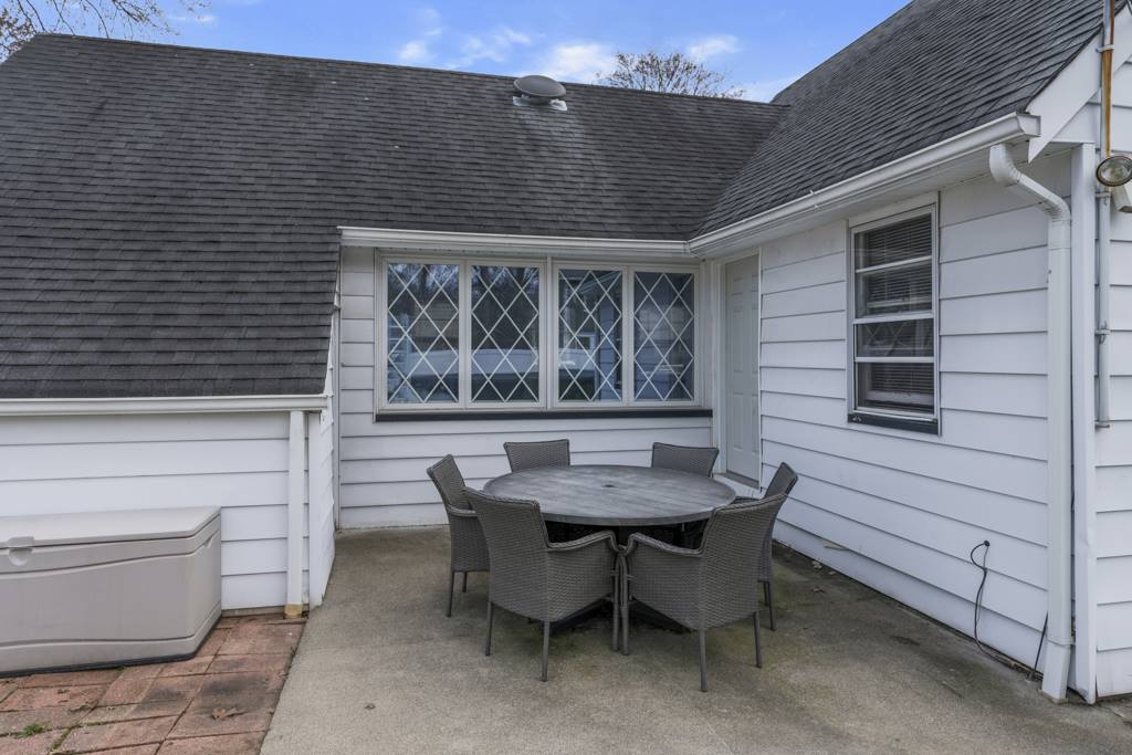 336 West Lane, Clark Township, NJ 07066