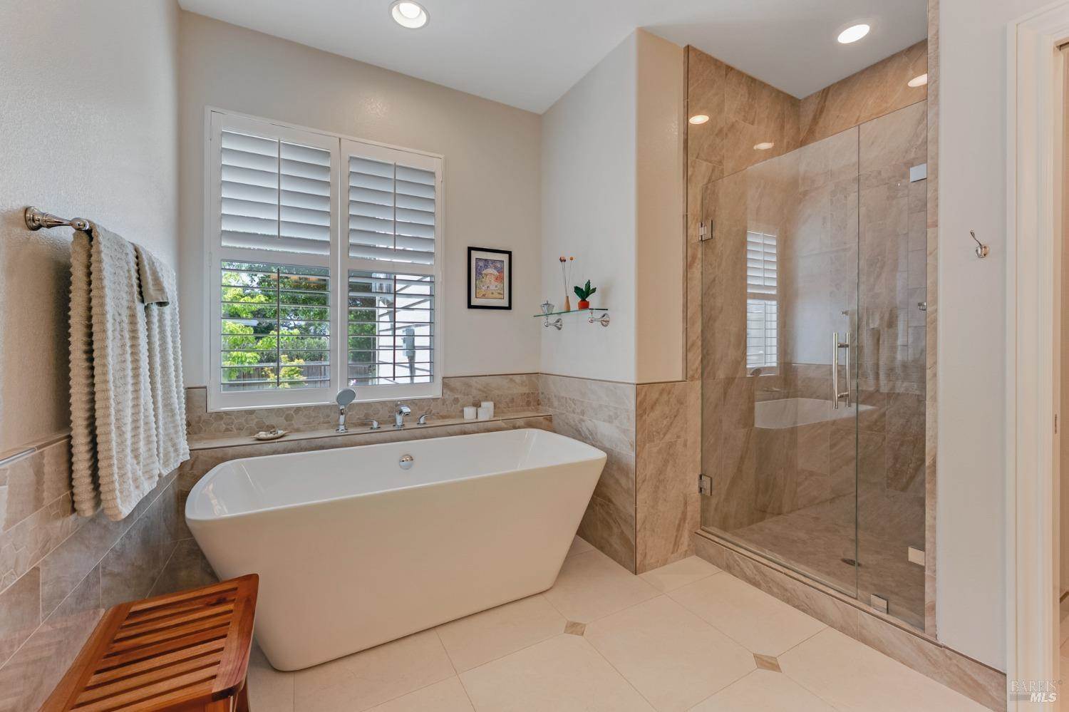 3559 Alturia Heights, Santa Rosa, CA 95403