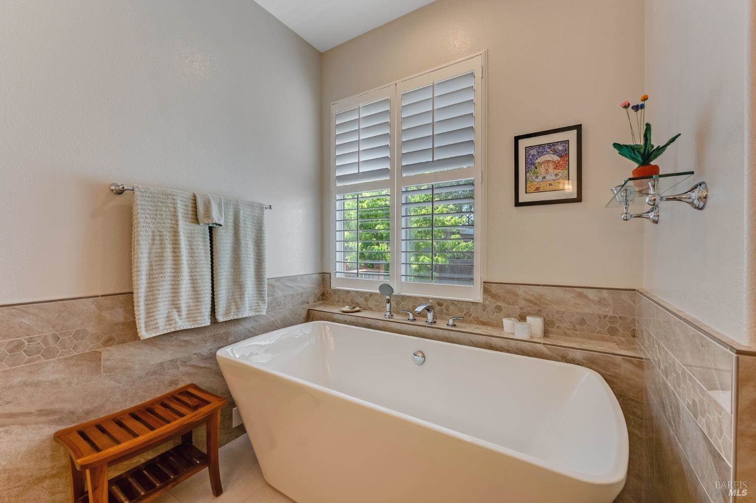 3559 Alturia Heights, Santa Rosa, CA 95403