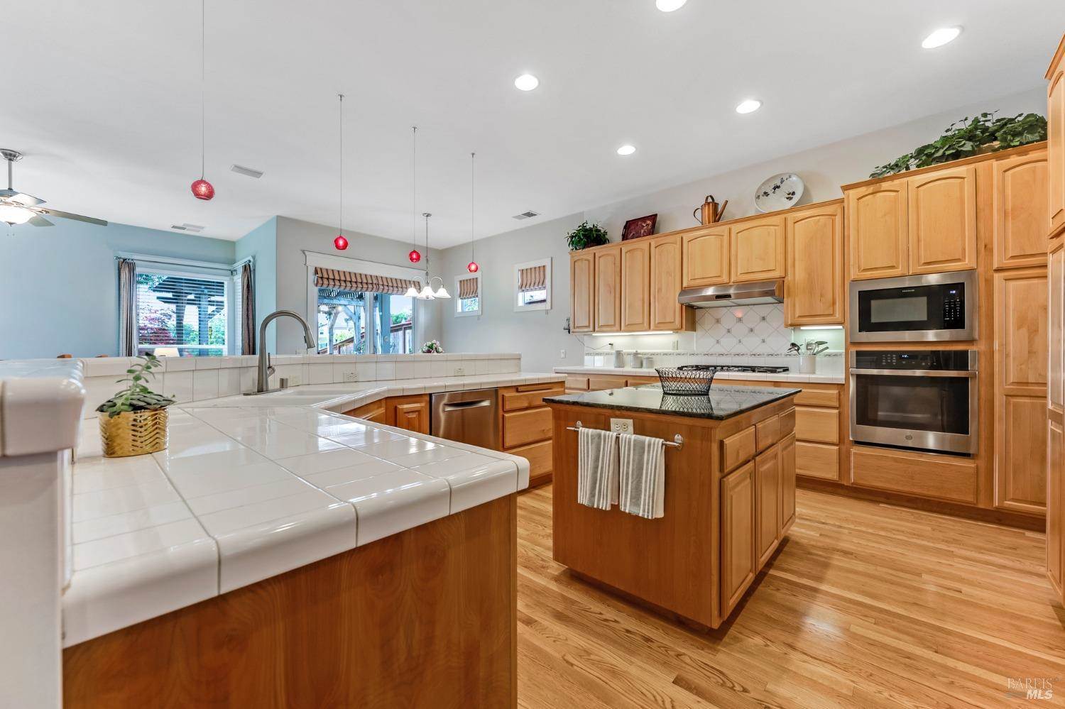 3559 Alturia Heights, Santa Rosa, CA 95403