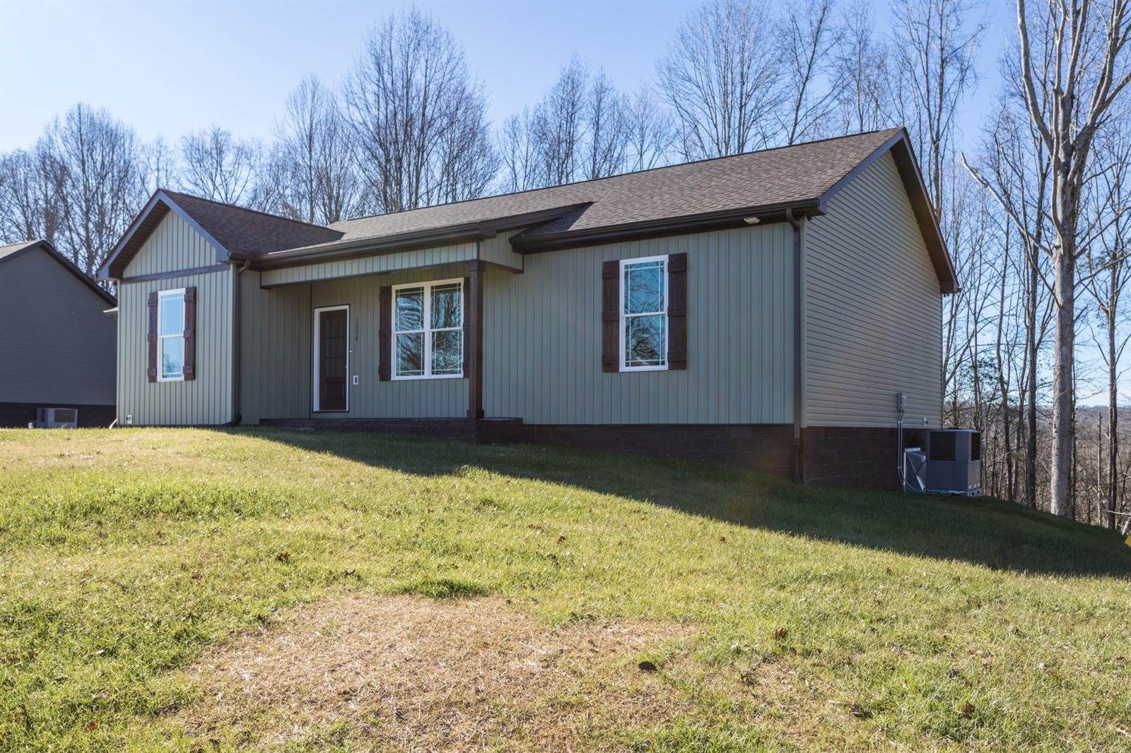 1004 Willow Way, McMinnville, TN 37110