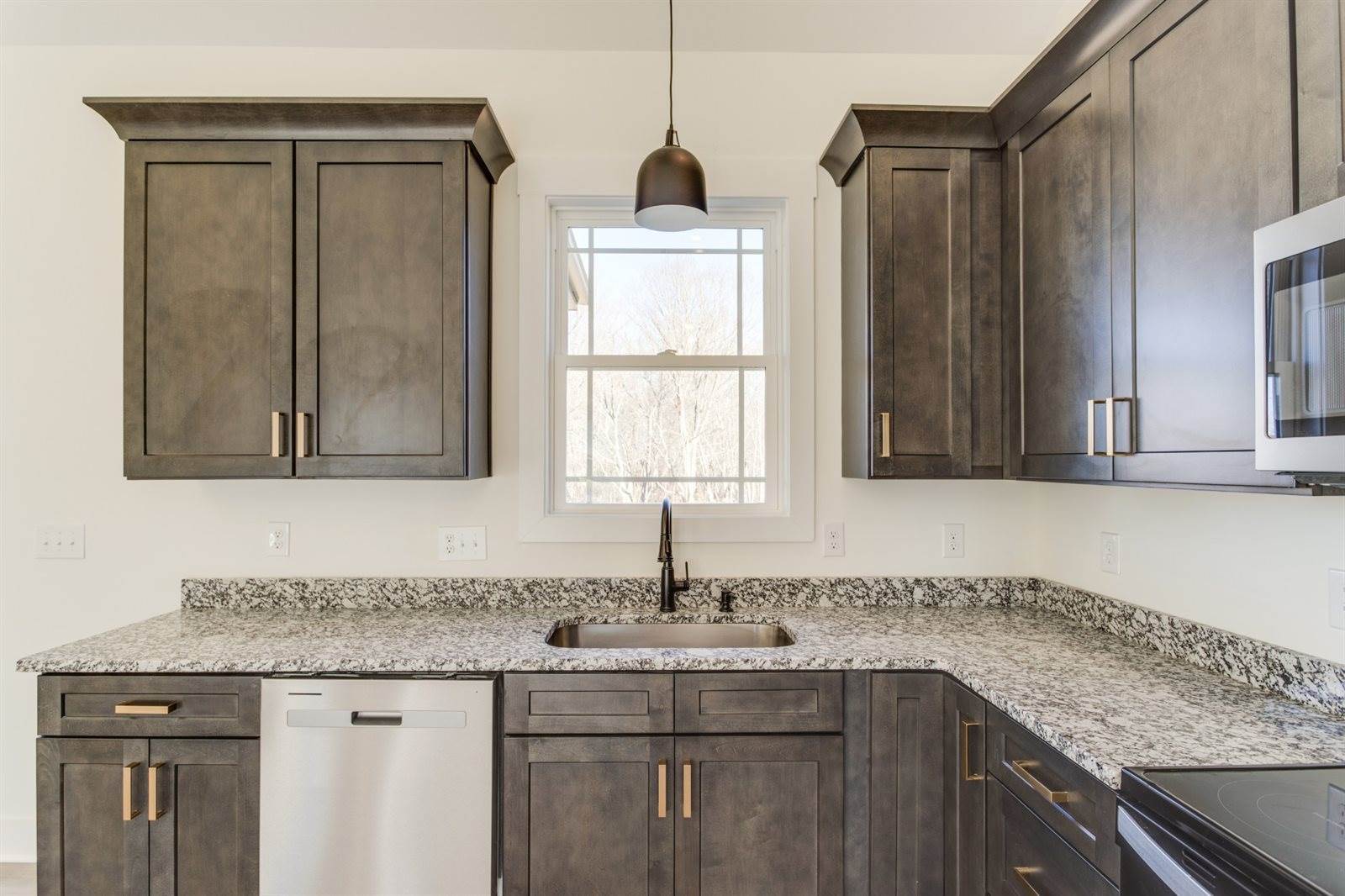 424 Willow Way, McMinnville, TN 37110