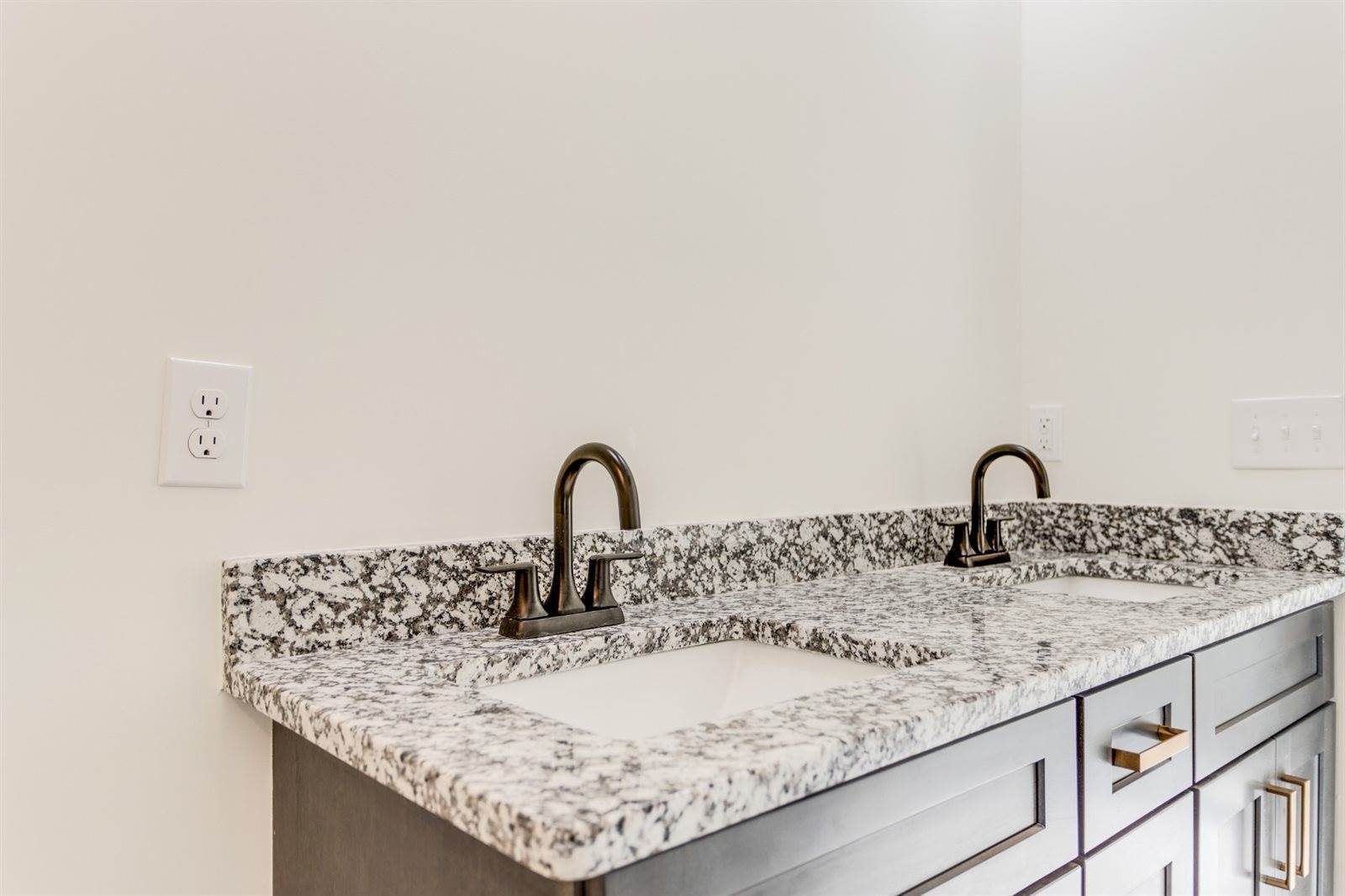 424 Willow Way, McMinnville, TN 37110