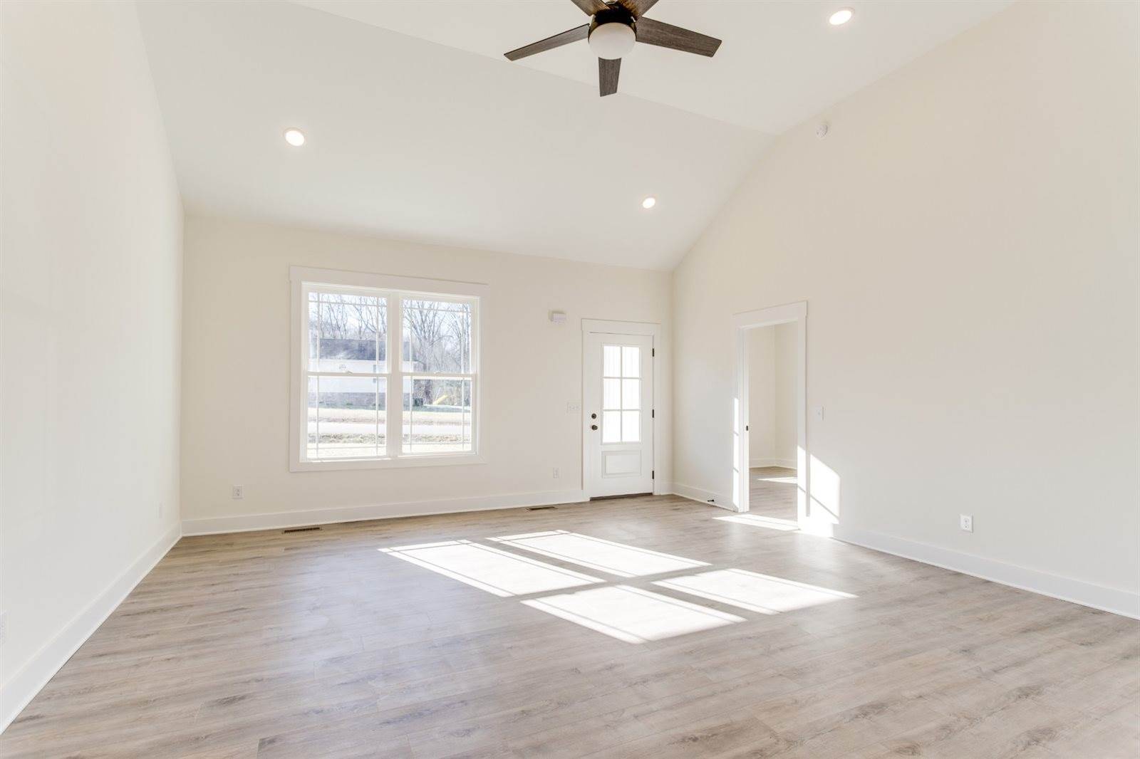 424 Willow Way, McMinnville, TN 37110