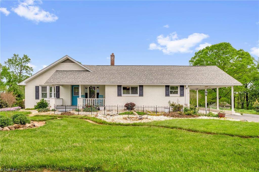 7861 Grapevine Road, Lewisville, NC 27023