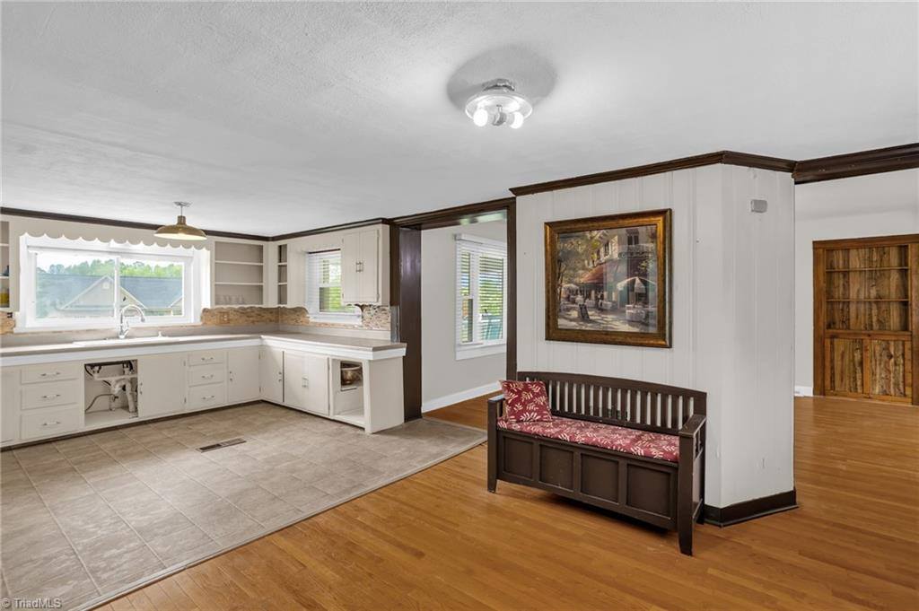 7861 Grapevine Road, Lewisville, NC 27023