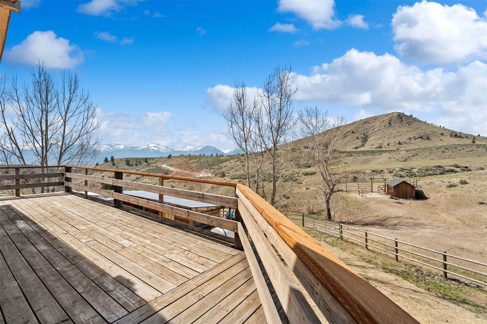 1300 Blue Sage Trail, Corvallis, MT 59828