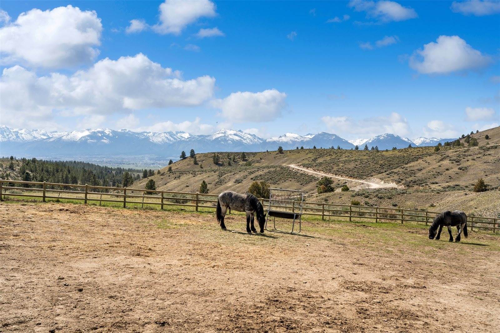 1300 Blue Sage Trail, Corvallis, MT 59828