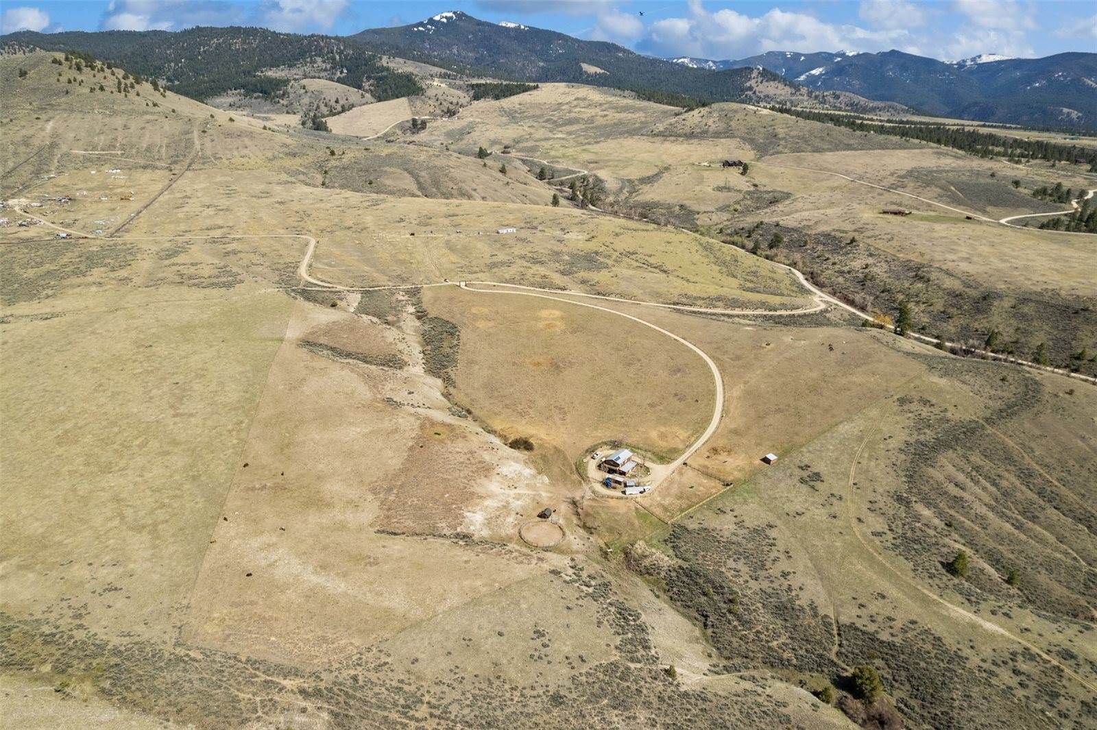 1300 Blue Sage Trail, Corvallis, MT 59828