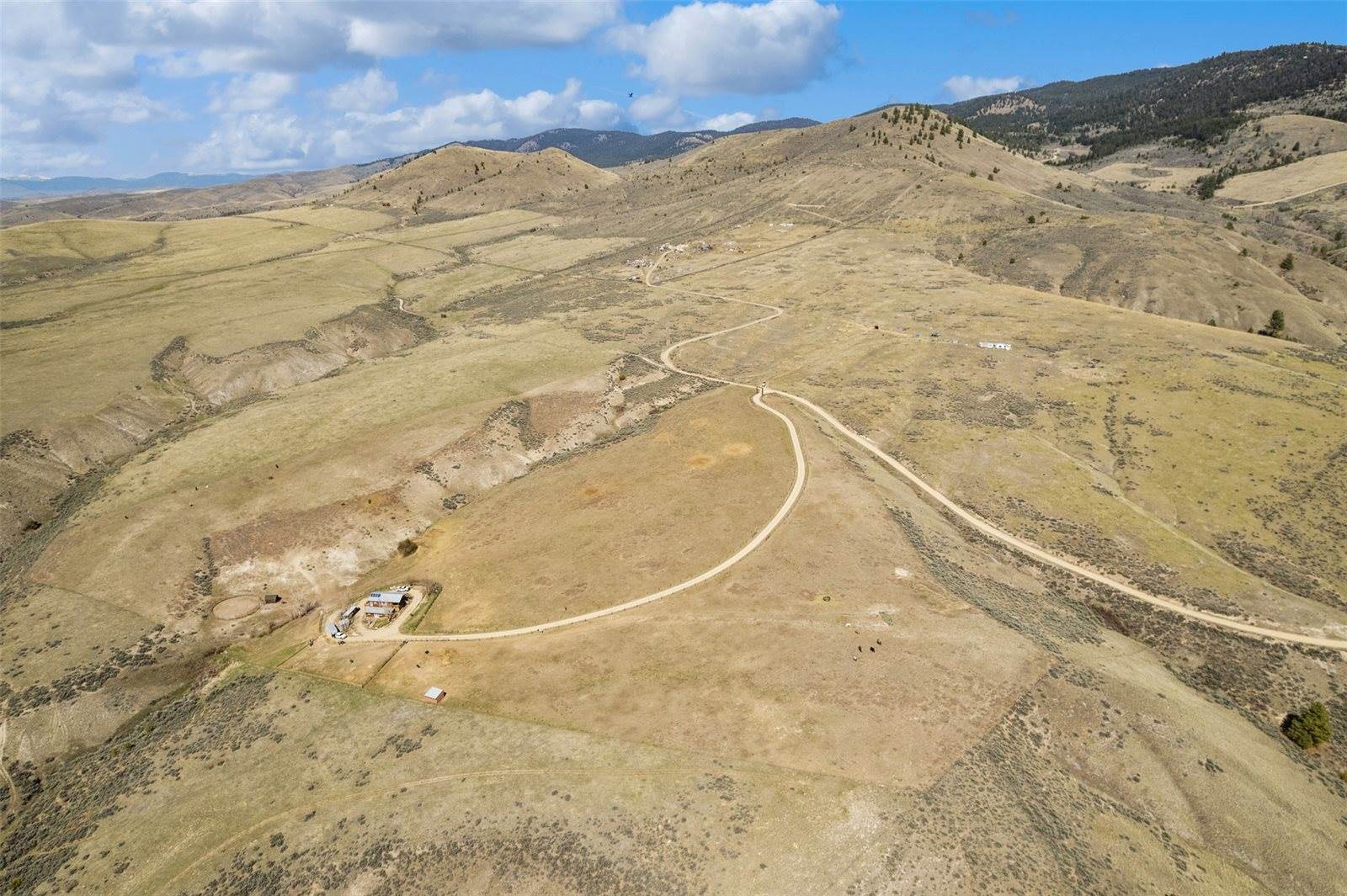 1300 Blue Sage Trail, Corvallis, MT 59828