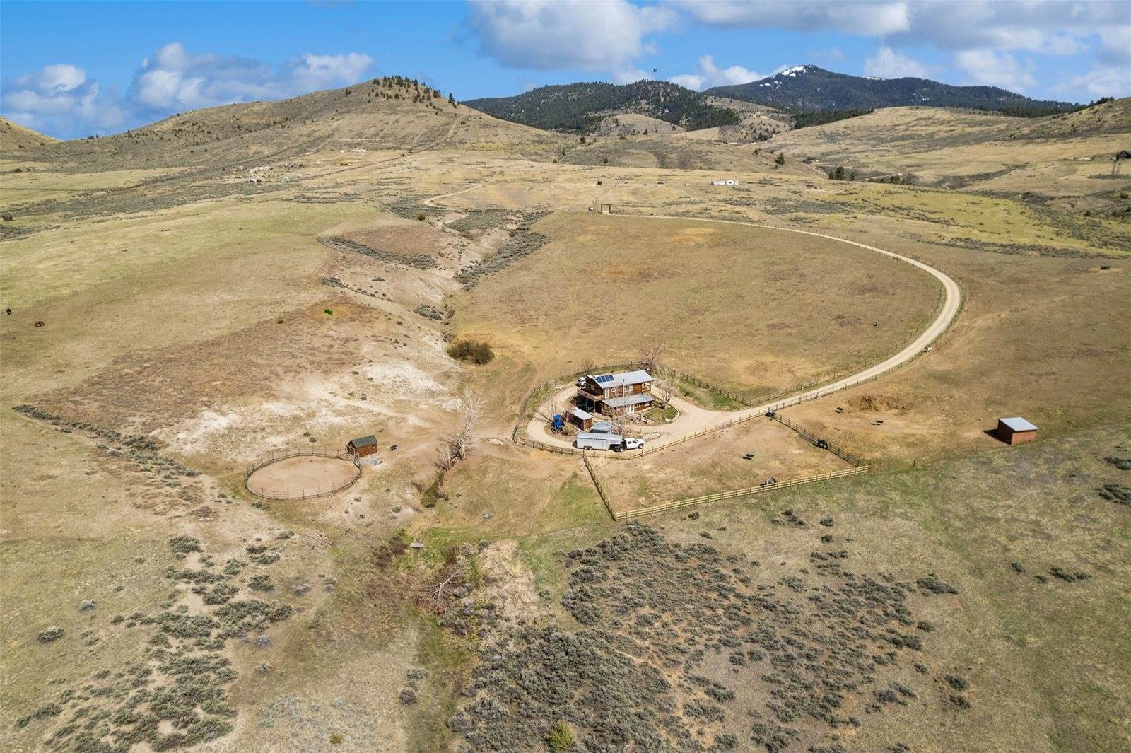 1300 Blue Sage Trail, Corvallis, MT 59828