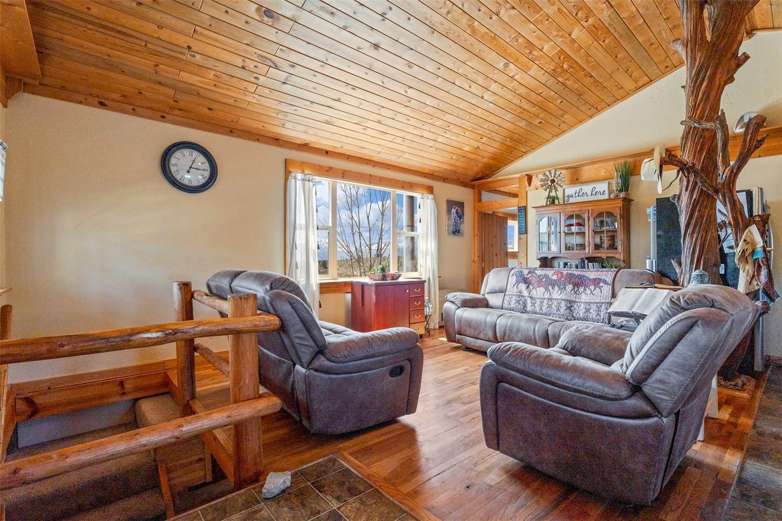 1300 Blue Sage Trail, Corvallis, MT 59828