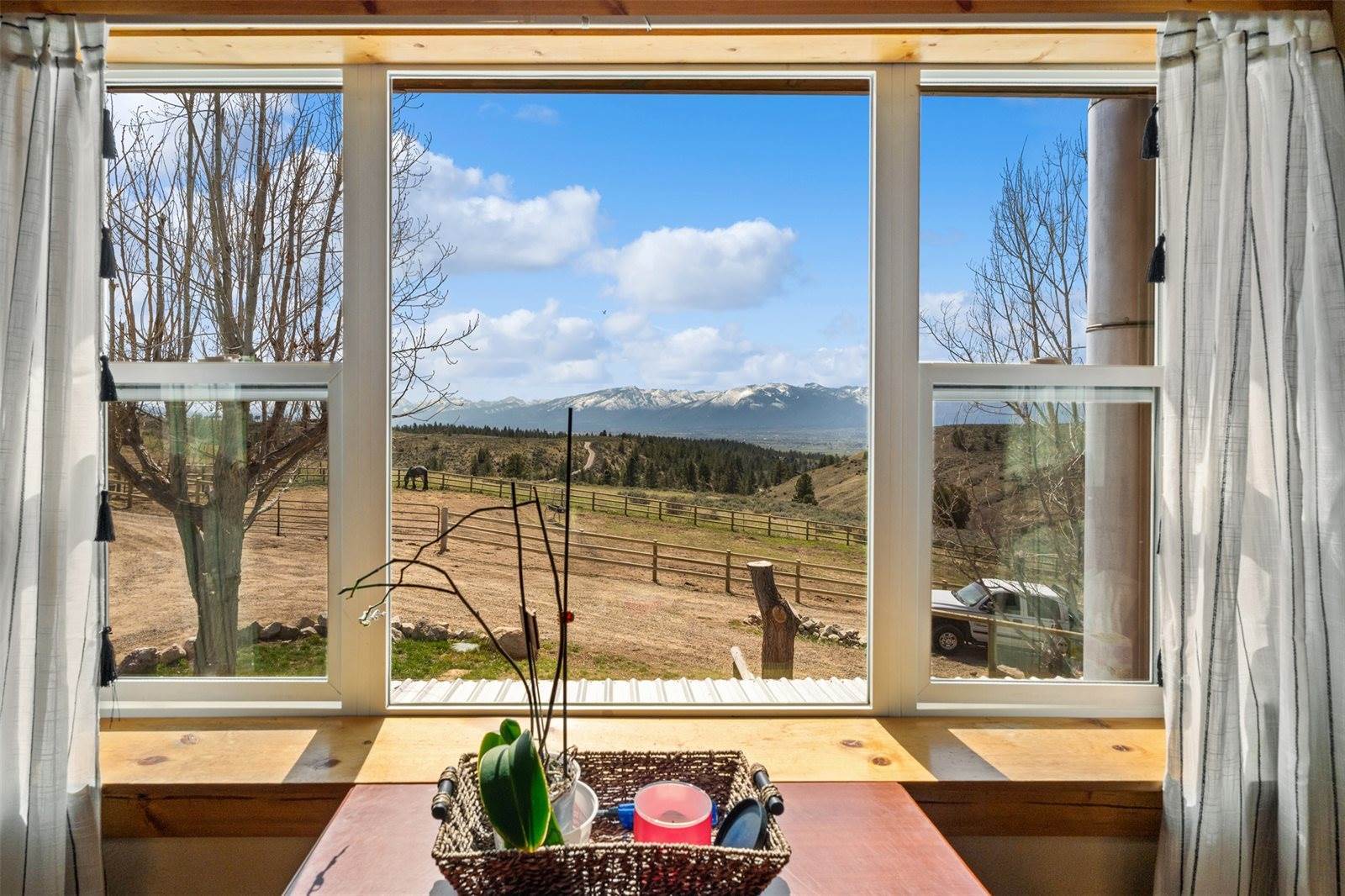 1300 Blue Sage Trail, Corvallis, MT 59828