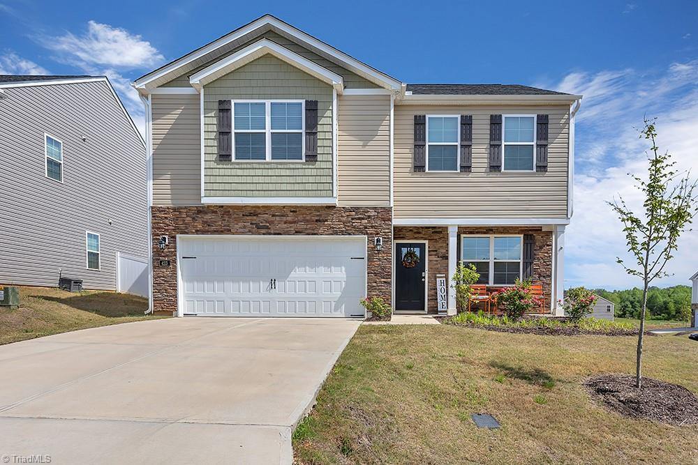 423 Rhett Avenue, Lexington, NC 27295