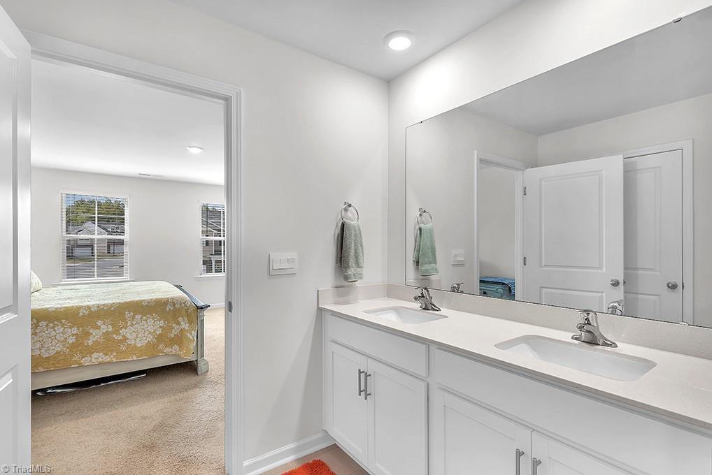 423 Rhett Avenue, Lexington, NC 27295