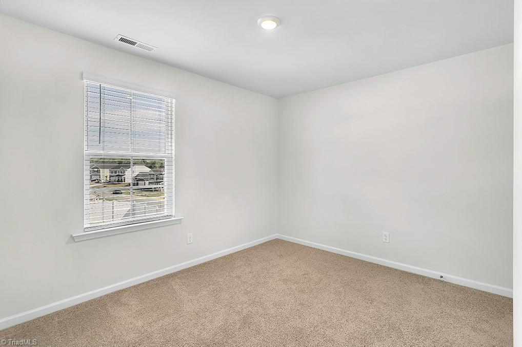 423 Rhett Avenue, Lexington, NC 27295