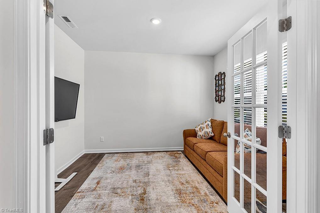 423 Rhett Avenue, Lexington, NC 27295