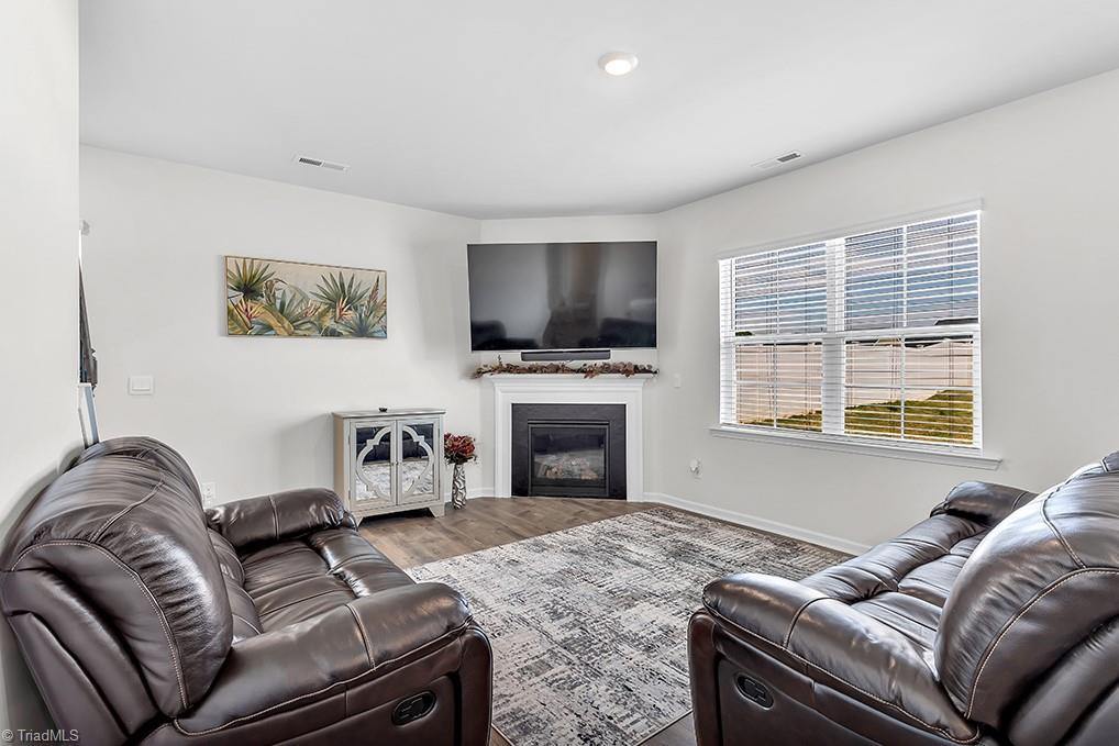 423 Rhett Avenue, Lexington, NC 27295