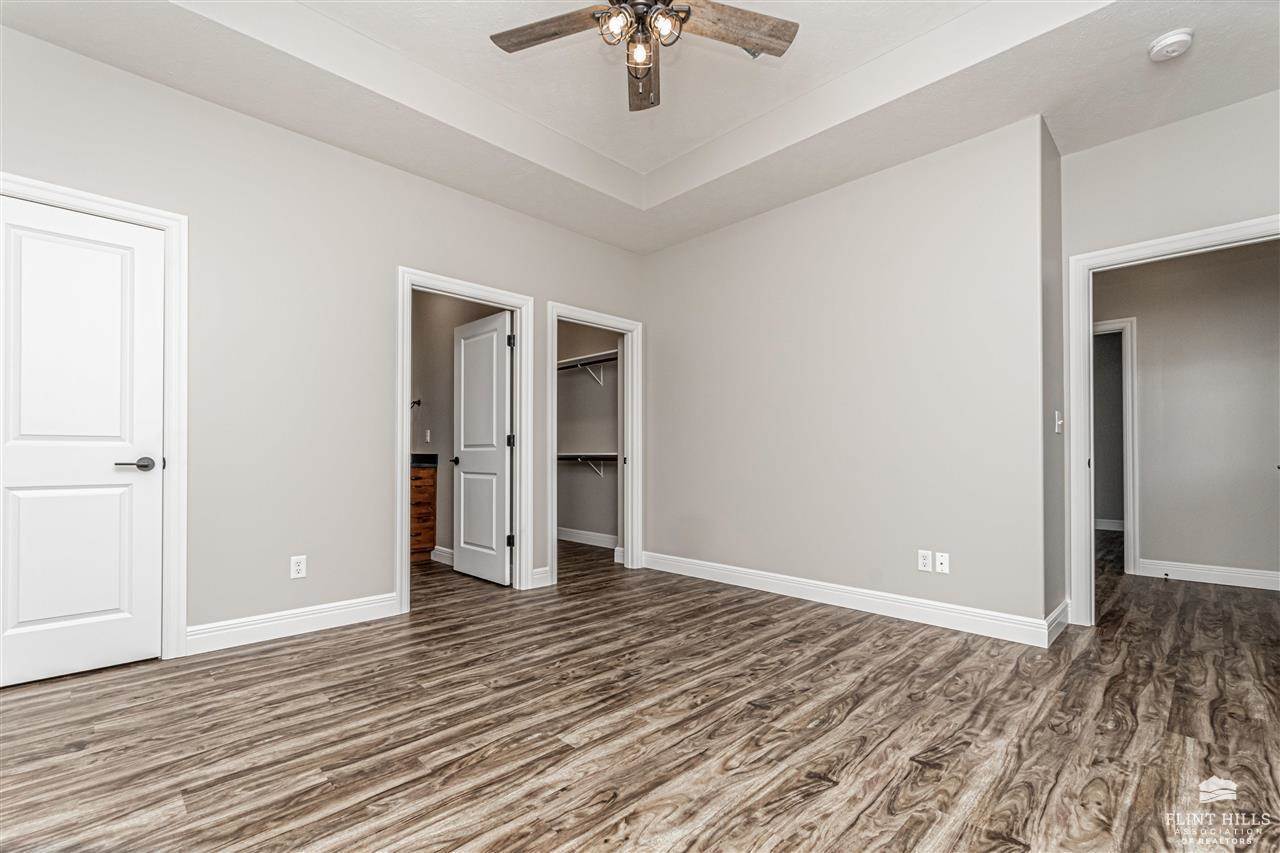 1702 Kenneth Drive, Junction City, KS 66441