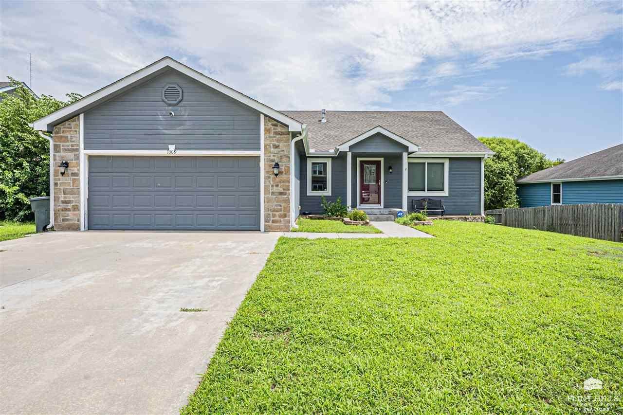 1309 Spring Hill Drive, Junction City, KS 66441
