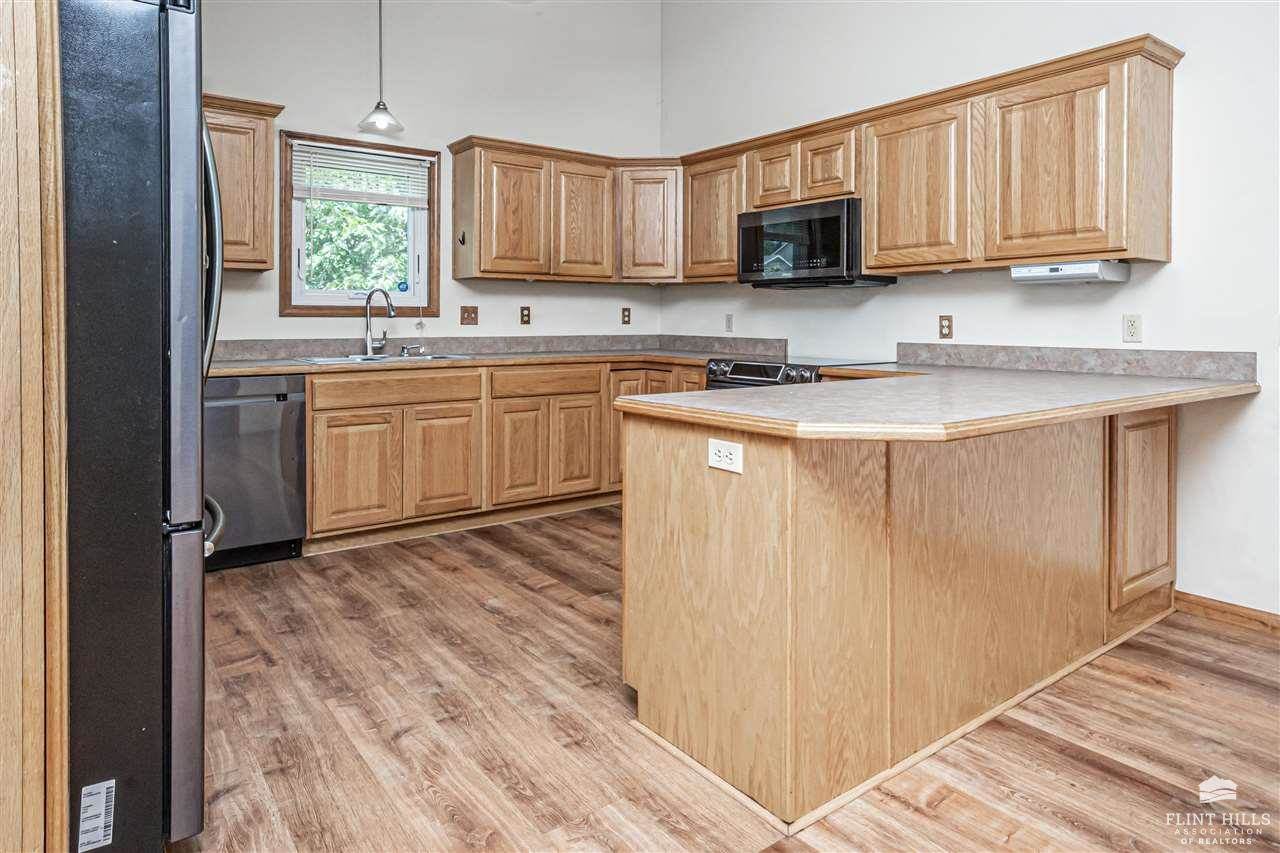 1309 Spring Hill Drive, Junction City, KS 66441