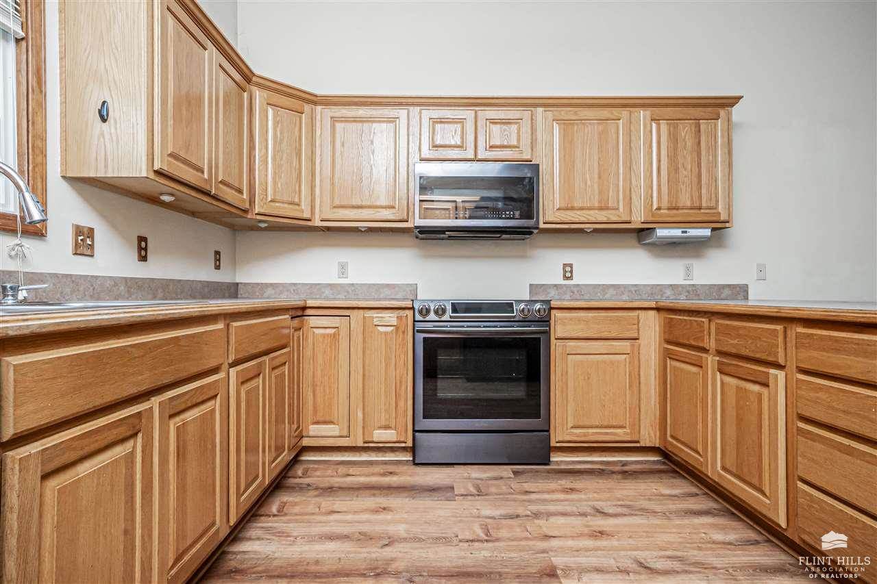 1309 Spring Hill Drive, Junction City, KS 66441