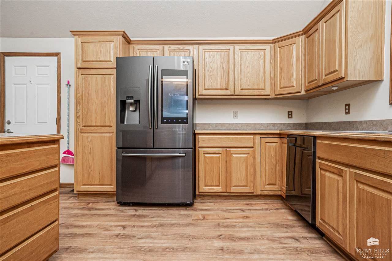 1309 Spring Hill Drive, Junction City, KS 66441