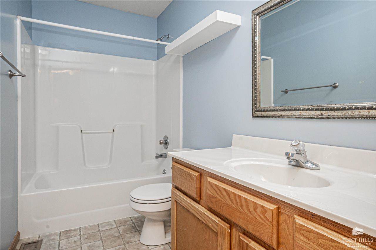 1309 Spring Hill Drive, Junction City, KS 66441