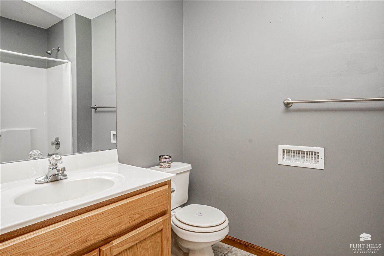 1309 Spring Hill Drive, Junction City, KS 66441