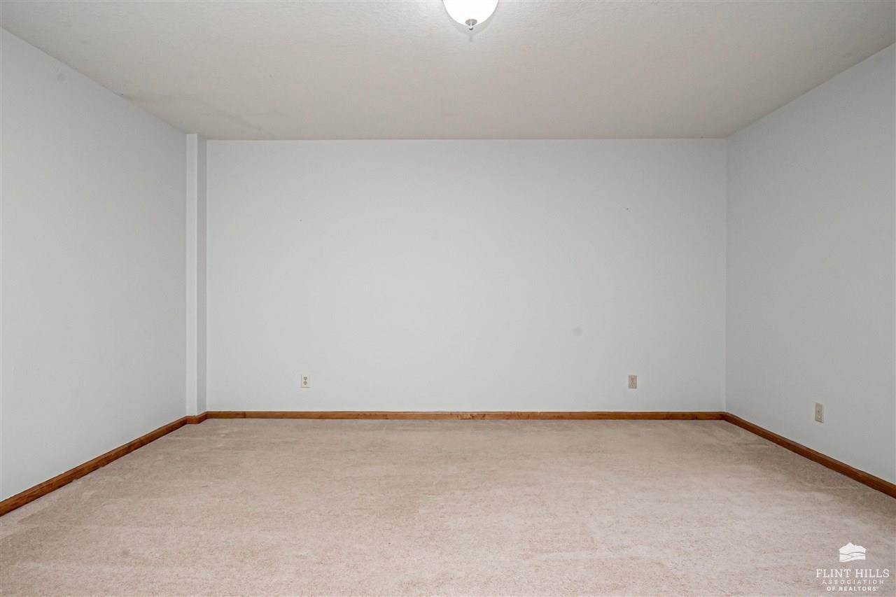 1309 Spring Hill Drive, Junction City, KS 66441