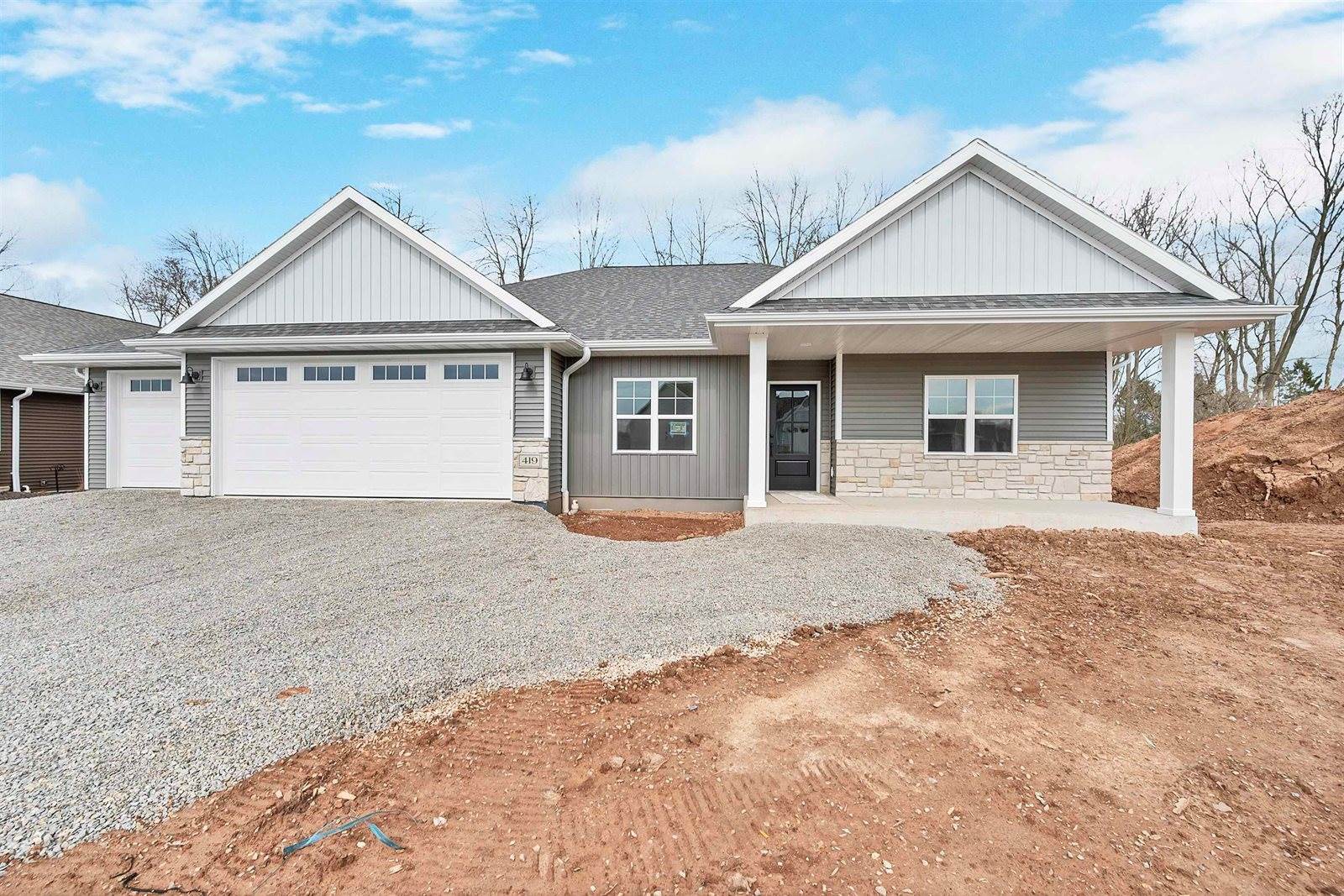 419 Hidden Creek Trail, Green Bay, WI 54303