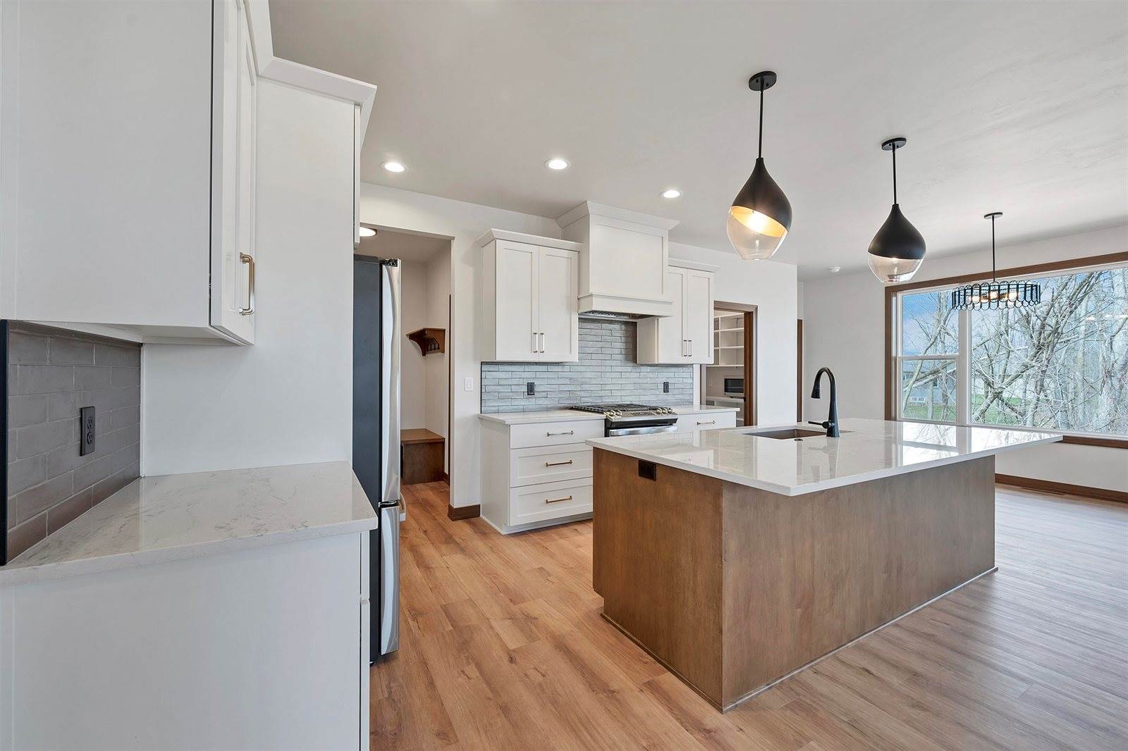 419 Hidden Creek Trail, Green Bay, WI 54303