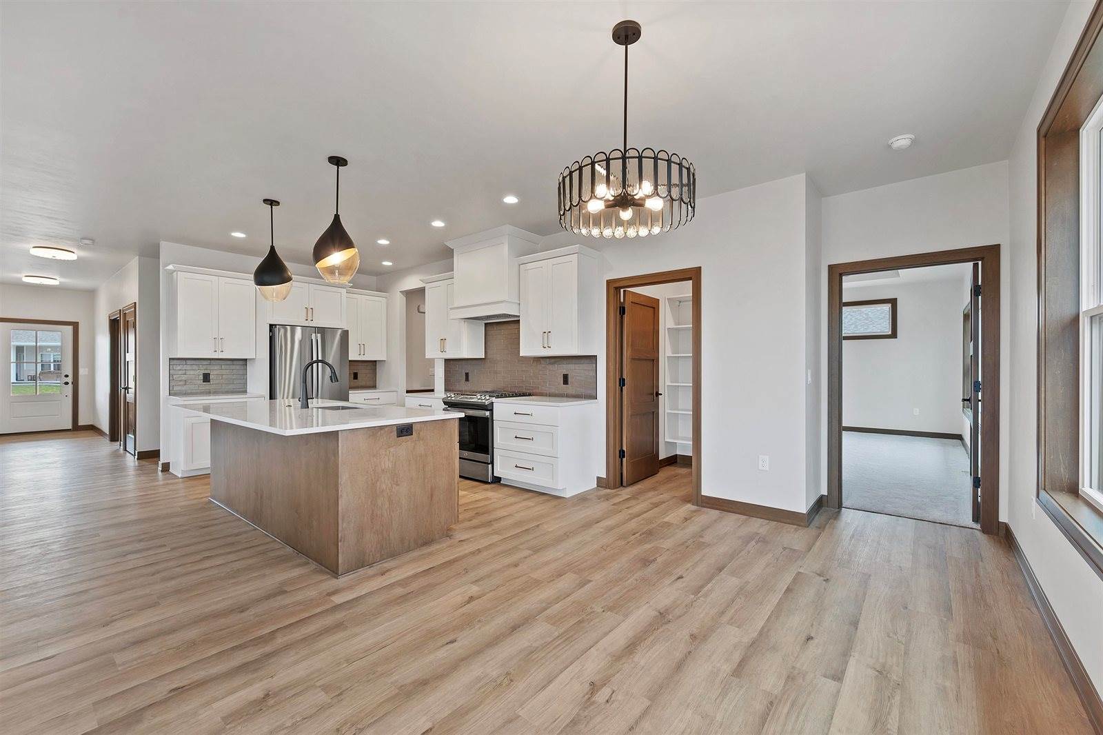 419 Hidden Creek Trail, Green Bay, WI 54303