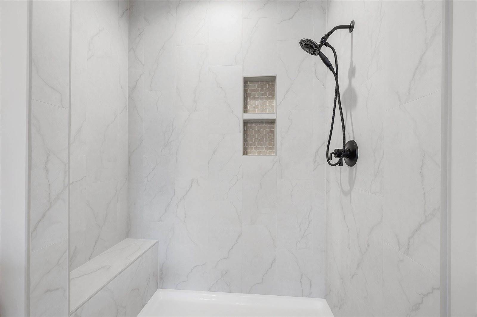 419 Hidden Creek Trail, Green Bay, WI 54303