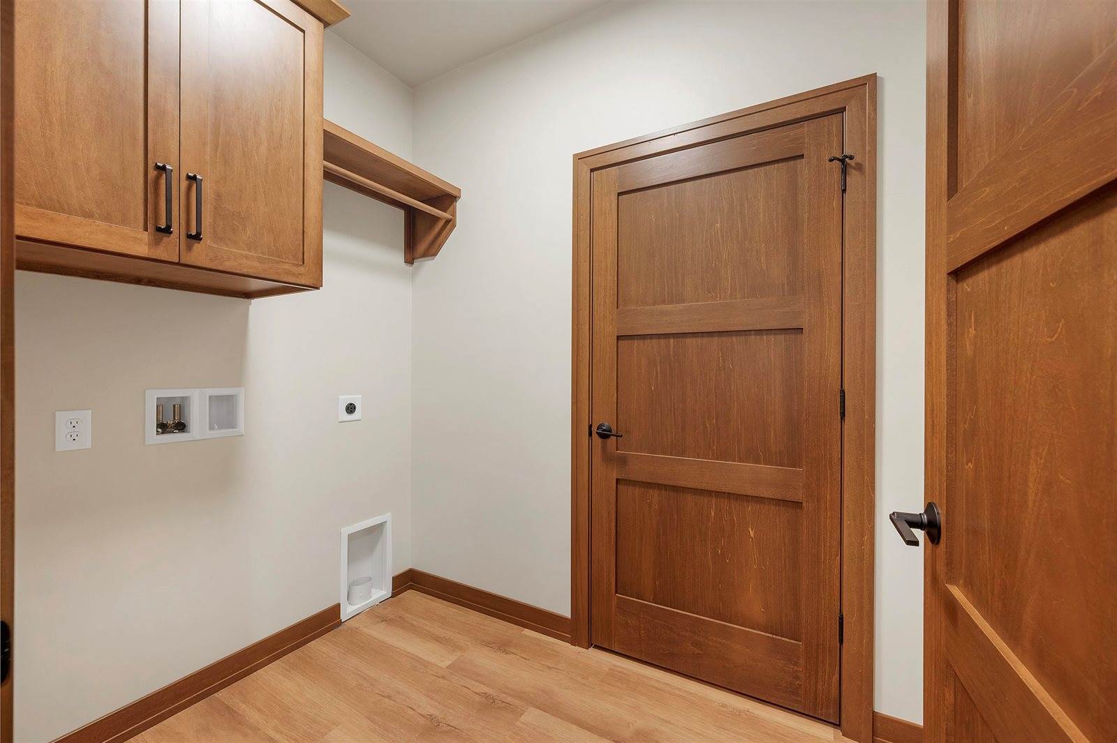 419 Hidden Creek Trail, Green Bay, WI 54303