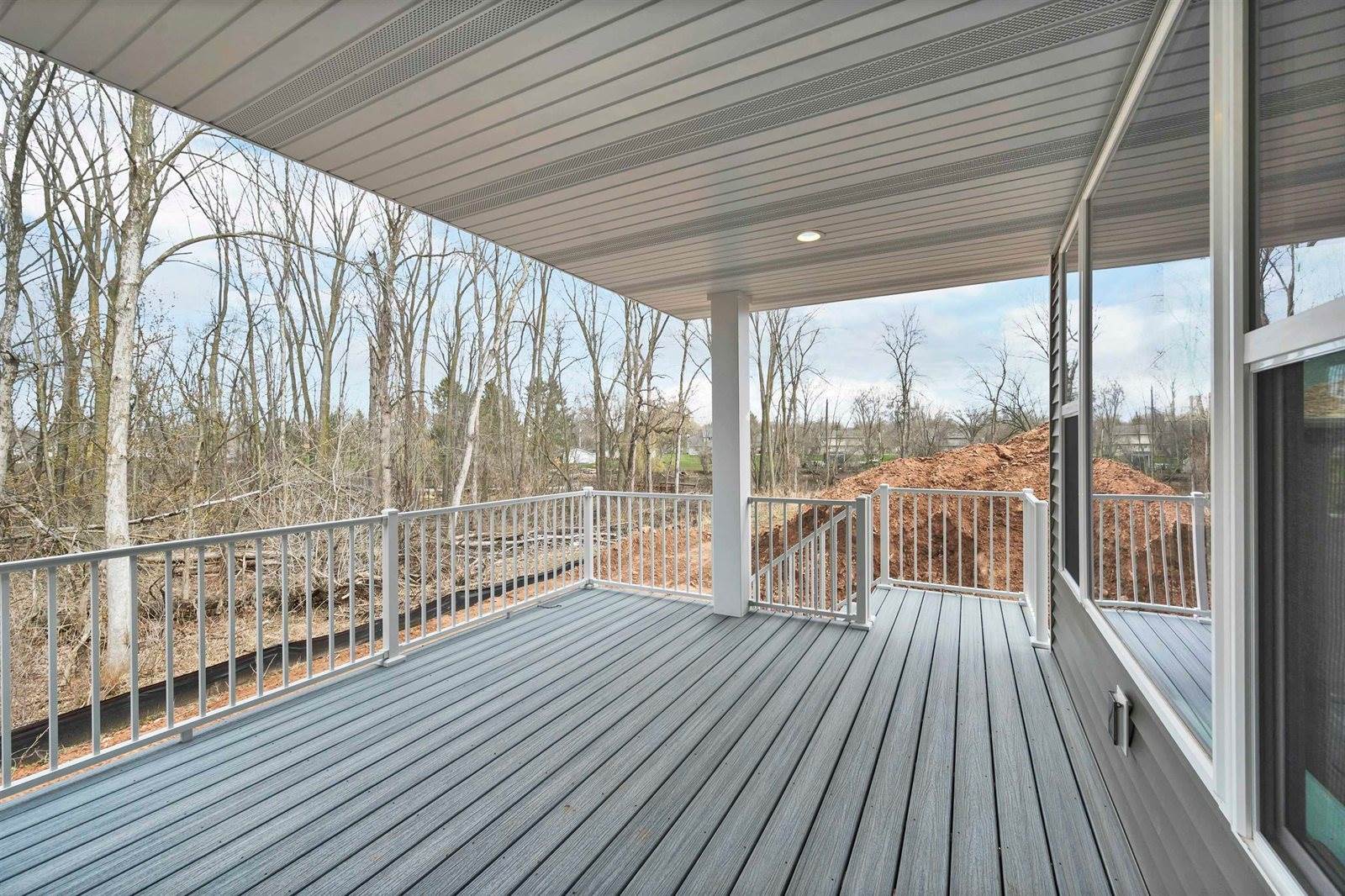 419 Hidden Creek Trail, Green Bay, WI 54303