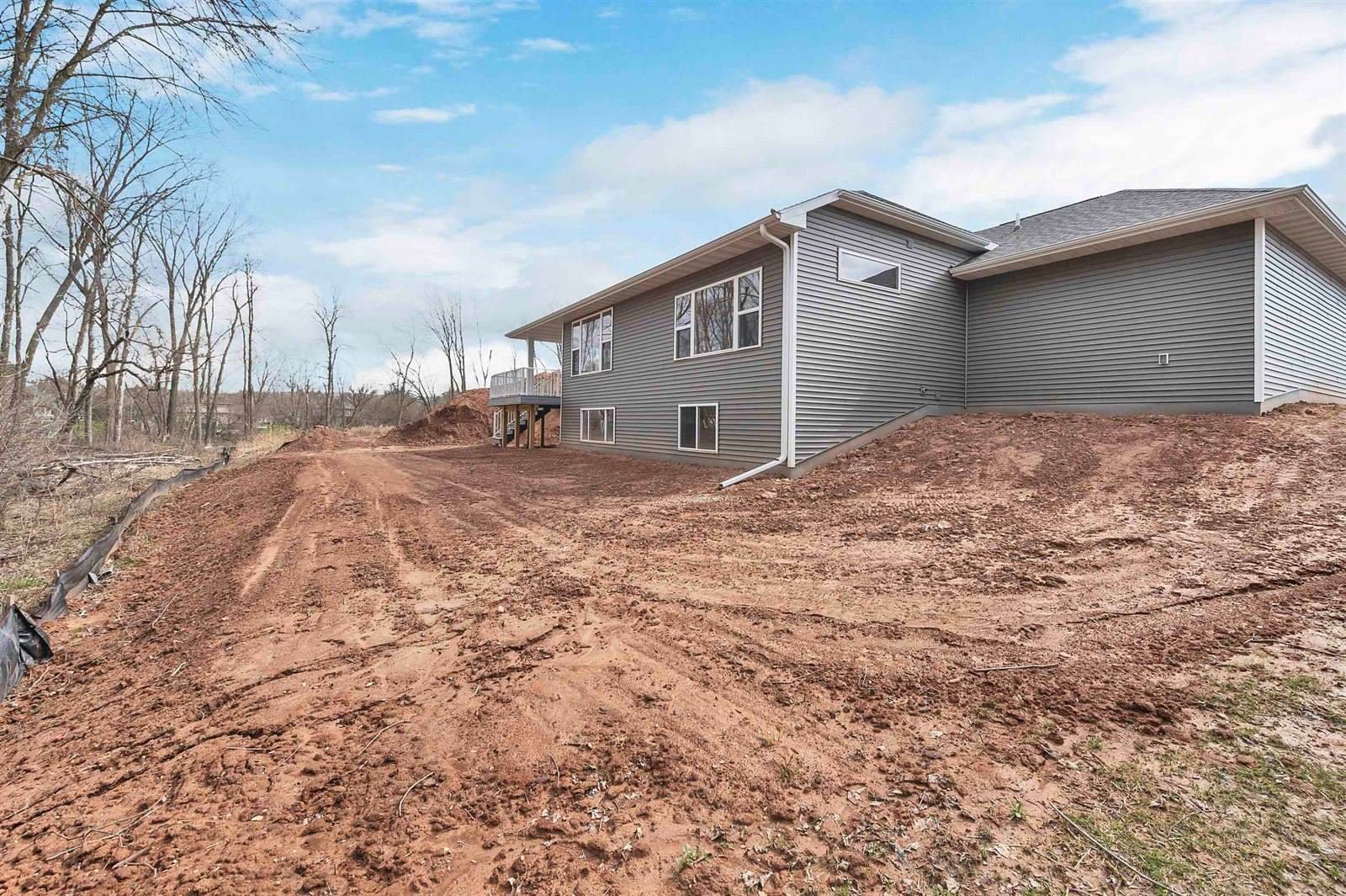 419 Hidden Creek Trail, Green Bay, WI 54303