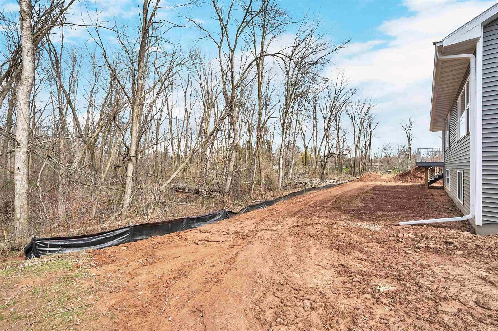 419 Hidden Creek Trail, Green Bay, WI 54303