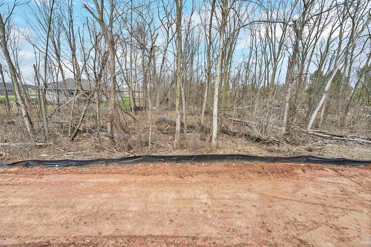 419 Hidden Creek Trail, Green Bay, WI 54303