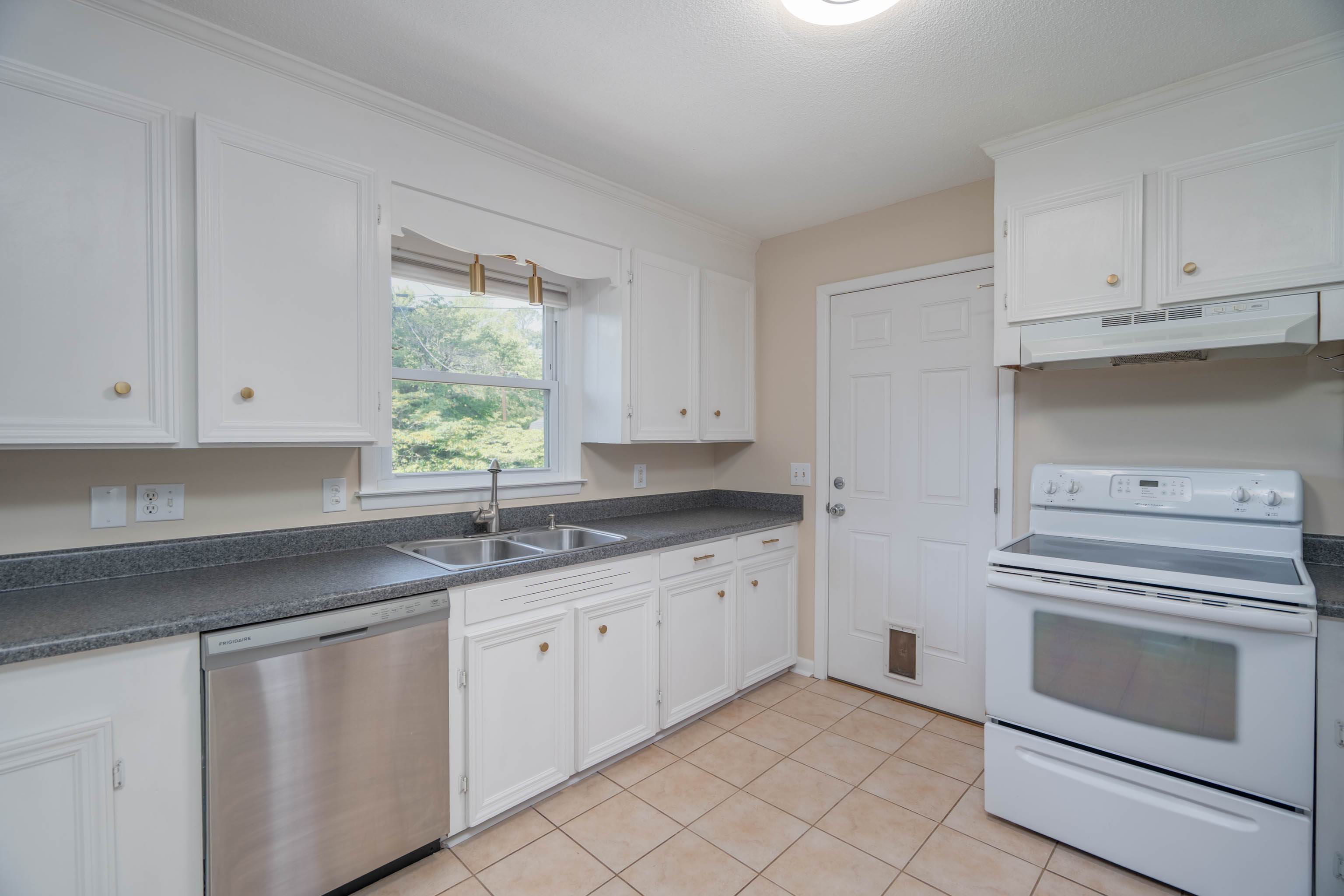 233 Tartan Road, Columbia, SC 29212