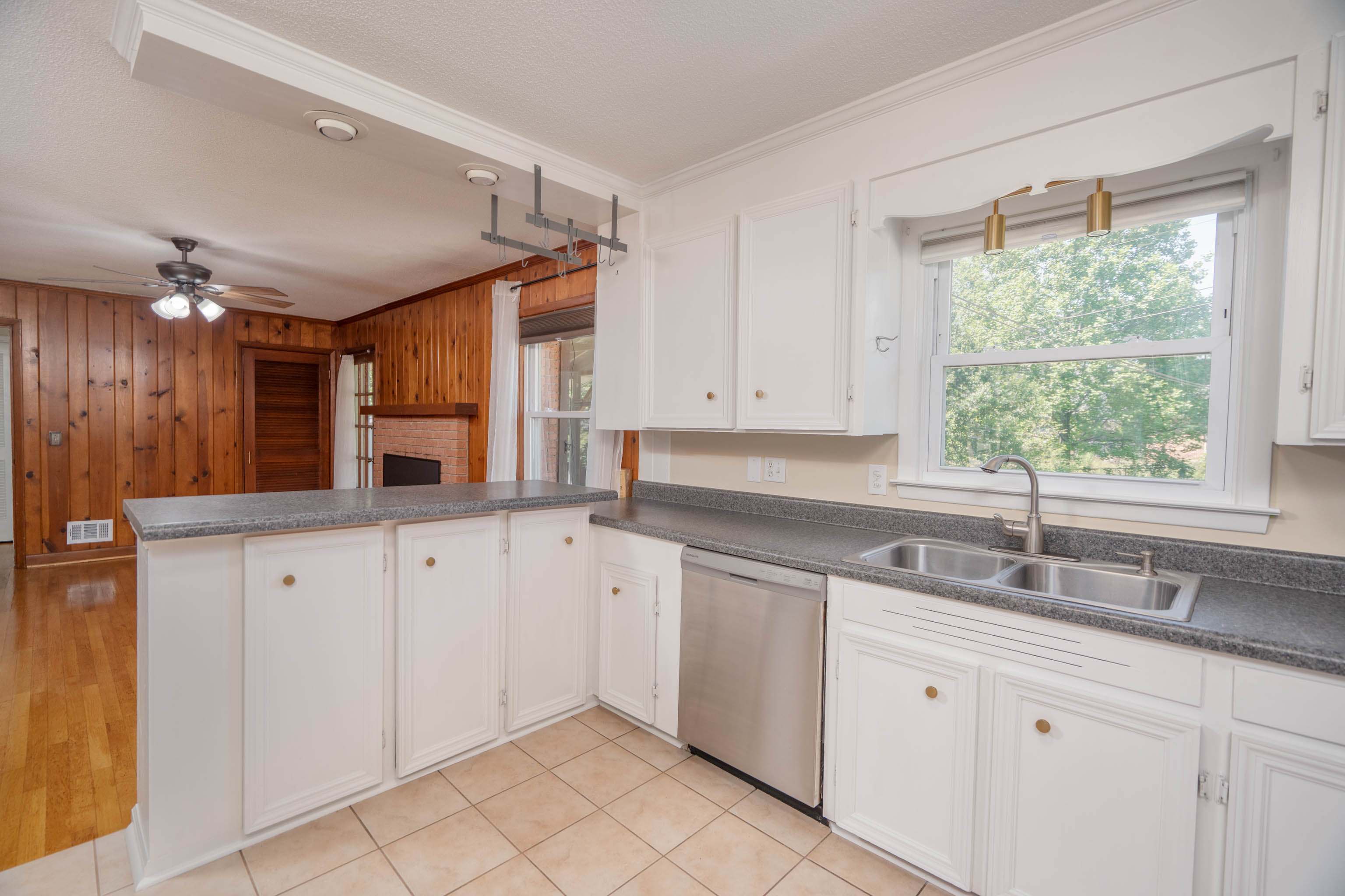 233 Tartan Road, Columbia, SC 29212